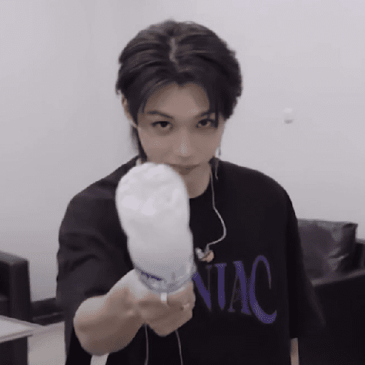 °•《 Félix 🐣 》•°skz 26