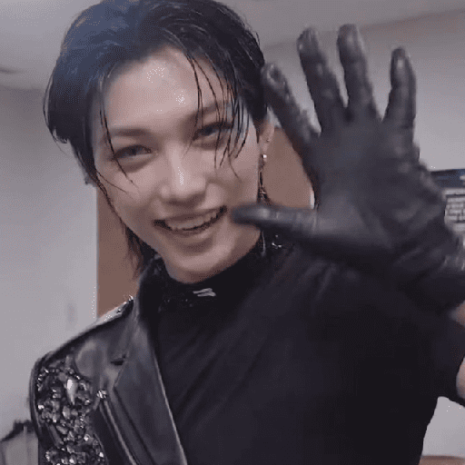 °•《 Félix 🐣 》•°skz 4
