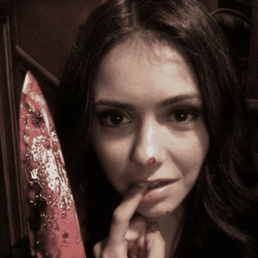Nina dobrev . 💓 27