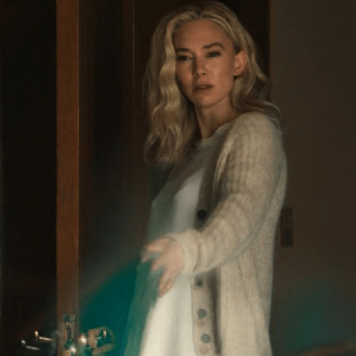 Susan Storm Vanessa Kirby 19