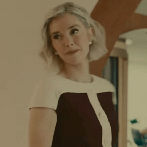 Susan Storm Vanessa Kirby 22