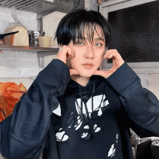 ❀ᮬ💛⣧ ᩡᩡ Changbin!©️Pochis 30