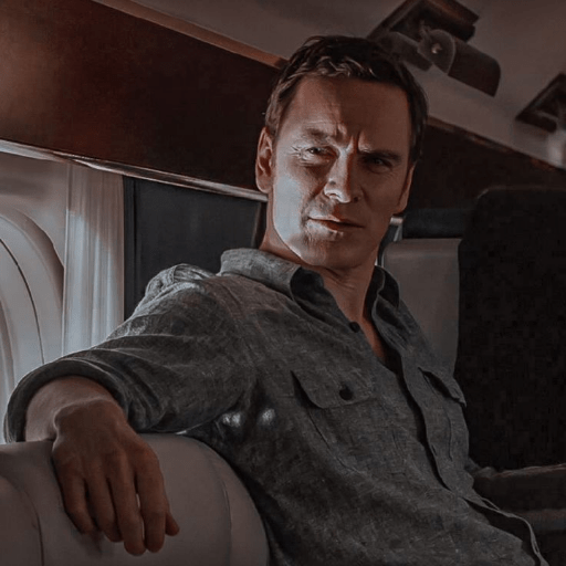 ꒰Erik Lehnsherr⋆˚ 19