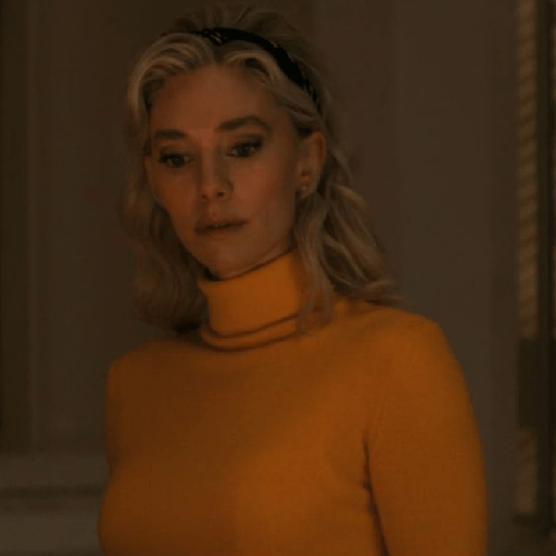 Susan Storm Vanessa Kirby 10