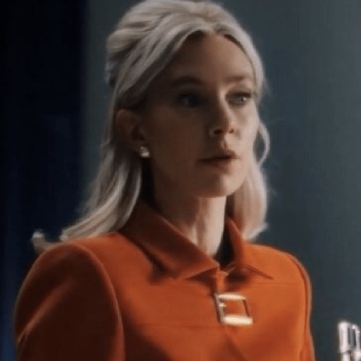 Susan Storm Vanessa Kirby 8