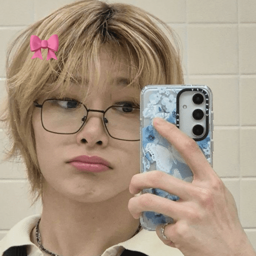 Jeongin - skz ₍ᐢ. .ᐢ₎₊⊹[by🐰🎀] 1