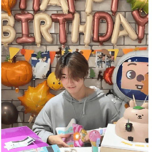 Han  ! ♡ 14