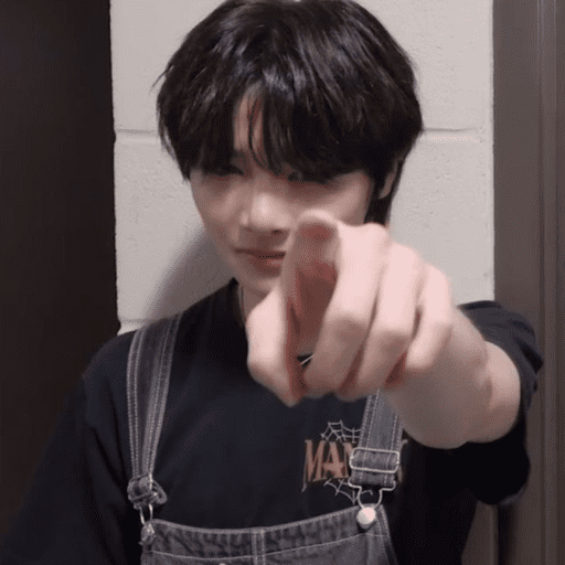 ᰋ  jeongin/skz   ݁       ੭ 16