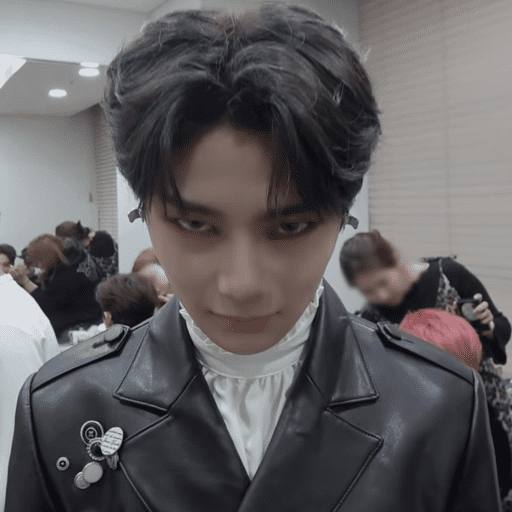 Jeongin - skz ₍ᐢ. .ᐢ₎₊⊹[by🐰🎀] 8