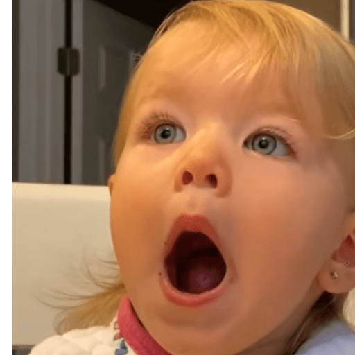 Niña  4