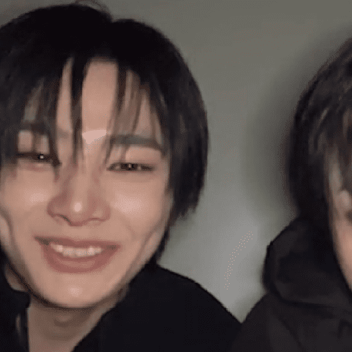STRAY KIDS LOVE STAY #1 13