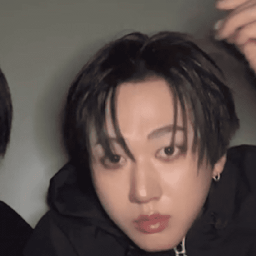 STRAY KIDS LOVE STAY #1 12