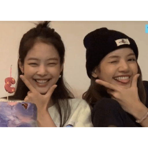 Rose y lisa ♡>33 3