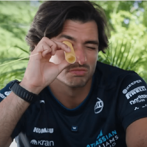 🇪🇸 -`|| • Carlos Sainz -° 5