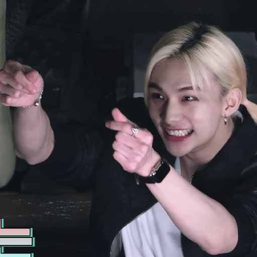 Hyunjin (13) 7