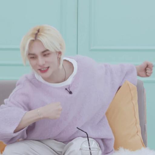Hyunjin (13) 29