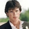 Tom Welling / @ive_stickers  9