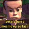 você é burro
mesmo ou se faz?