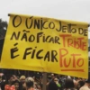 Deboches e patadas  16
