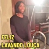 FELIZ LAVANDO LOUÇA