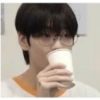Idols eating/drinking 2 8