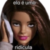 ela é uma ridícula