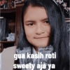 gua kasih roti sweety aja ya
