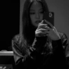Jennie dark 26