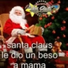 Santa Claus le dio un 💋 a mamá  12
