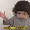 você me odeia?