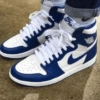 NIKE AIR