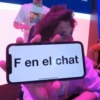 F en el chat