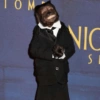 TOM NIC SI