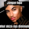 Jangan lupa obat skizo nya diminum