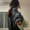 Pagando dinero