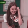 ▸ 🔭៹◖jennie reactions 6