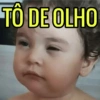 TÔ DE OLHO