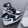 Nike 8