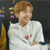런J
00
NCT
00
WW