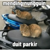 mending nungguin
duit parkir