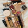 Packing makeup set 8