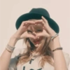 Taylor Swift 16