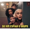 SÓ VIM ESPIAR O GRUPO