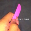 SEDIKIT EMOSI