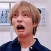 Memes de TXT y BTS 16