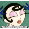 "Manoseandote telepáticamente"