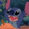Stitch reagindo 💙 15