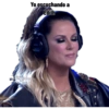 Yo escuchando a Edith Emociones 6929