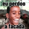 eu perdoo
a facada
