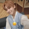 Kpop random emojis 😜(part. 3) 26